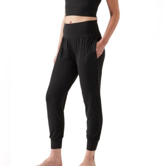 NWT Athleta Salutation Joggers Size Large. - Picture 4 of 10
